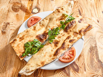 Kavurmalı Pide görseli