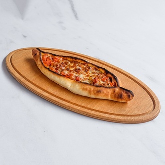 Kuşbaşılı Kaşarlı Pide görseli