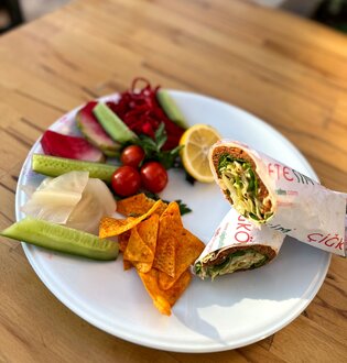 Doritoslu Çiğ Köfte Dürüm görseli