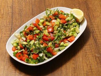 Mevsim Salata görseli