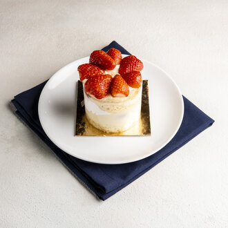 Çilekli Pasta (No.0) görseli