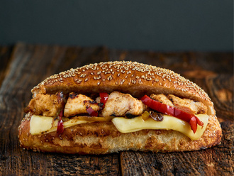 Izgara Tavuklu Sandviç görseli