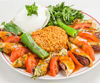 Sarma Beyti Kebap görseli