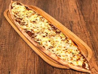 Kıymalı Kaşarlı Pide görseli