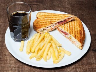 Ayvalık Tostu Menü görseli