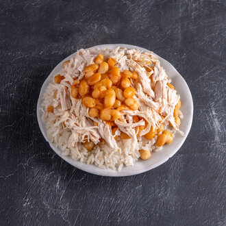 Tavuklu Pilav Üstü Kuru Fasulye görseli