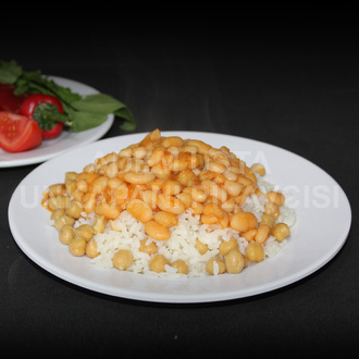 Bol Tavuklu Pilav Üstü Kuru Fasulye görseli