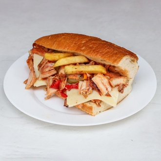 Tadım Yarım Ekmek Arası Kaşarlı Tavuk Döner (70 Gr.) görseli