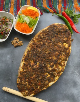 Halep İşi Lahmacun görseli