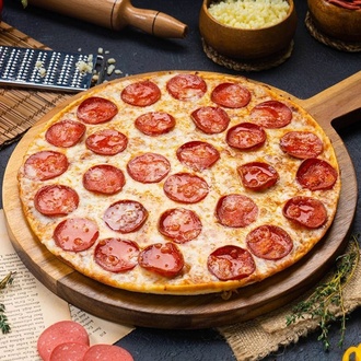 Pepperoni Pizza (Orta) görseli