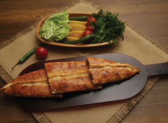 Kavurmalı Sade Pide görseli