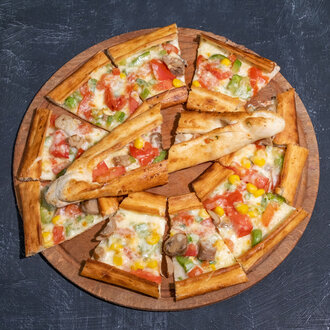 Sebzeli Pide görseli