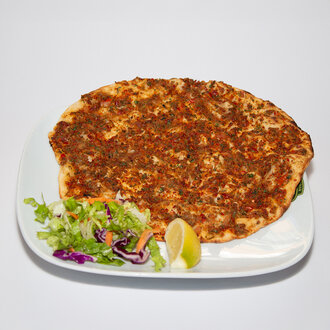Lahmacun görseli