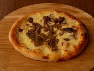 Kavurmalı Kaşarlı Pide görseli