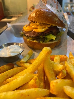 Vıp Cheeseburger görseli