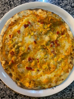 Cheddar Con Pollo Pizza (30 Cm.) görseli