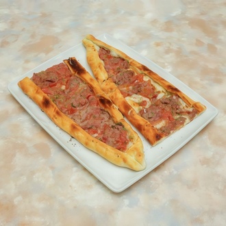 Kuşbaşılı Kaşarlı Pide görseli