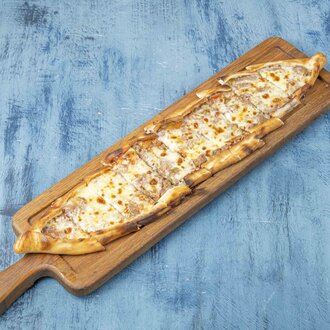 Kıymalı Kaşarlı Pide görseli