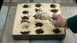 Beyaz Çikolatalı Soğuk Baklava (500 Gr.) görseli