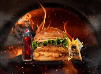 Crispy Chicken Burger Menü görseli