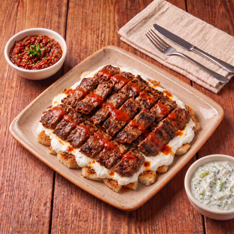 Yoğurtlu Kebap görseli