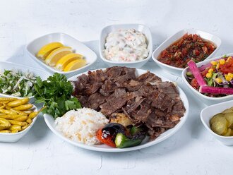 Pilav Üstü Et Döner görseli