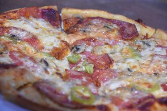 Karışık Pizza görseli