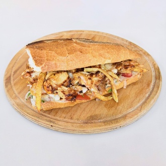 Ekmek Arası İskenderun Usulü Tavuk Döner görseli