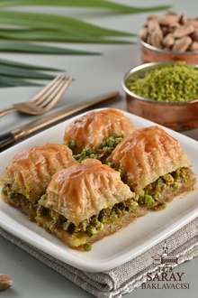 Fıstıklı Baklava (500 Gr.) görseli