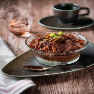 Çikolatalı Profiterol görseli