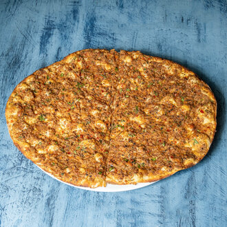 Lahmacun görseli