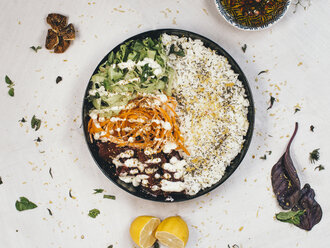 Mevsim Meyveli & Yulaflı Bowl görseli