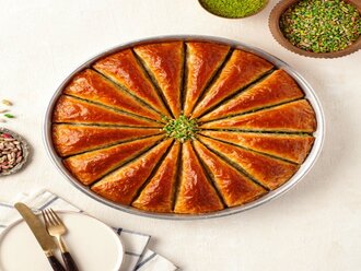 Havuç Dilimi Baklava (1 Kg) görseli