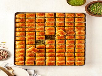 Fıstıklı Baklava (1 Kg) görseli