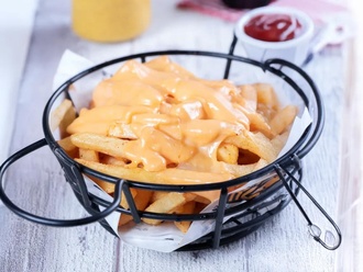 Chedddar Soslu Patates Kızartması görseli