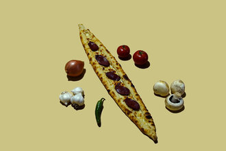 Sucuklu Kaşarlı Pide görseli