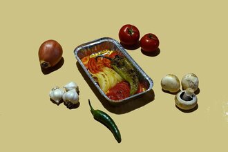 Kiremitte Köz Soğan & Domates görseli