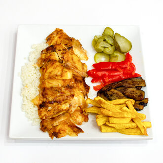 Pilav Üstü Tavuk Döner görseli
