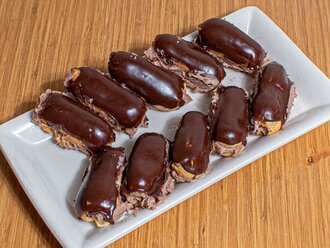 Ekler (İçi Siyah) (500 Gr.) (2-3 Kişilik) görseli