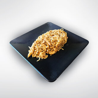 Tavuklu Noodle Makarna görseli