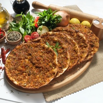Lahmacun görseli