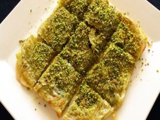 Fıstıklı Katmer Tatlısı görseli