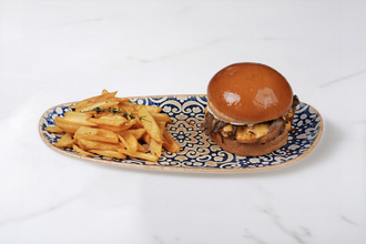 Mushroom Swiss Burger görseli