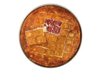 Pastırma Peynirli Levent Börek (1.5 Kg.) görseli