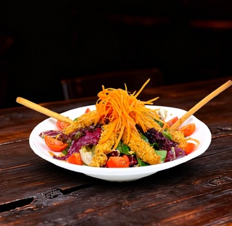 Çıtır Hellim Salata görseli