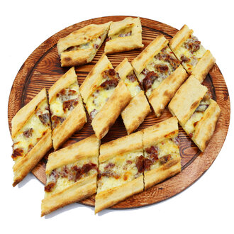 Pastırmalı Kaşarlı Pide görseli