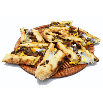 Kavurmalı Yumurtalı Pide görseli