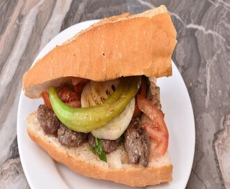 Ekmek Arası Köfte görseli