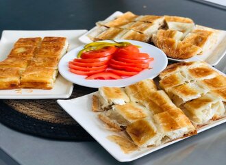 3'Lü Kıymalı Börek Menü görseli