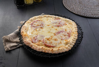 Salamlı Kaşarlı Pide görseli